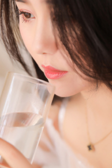 内衣比基尼美女图片
